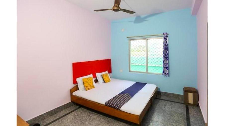 Hotel Alaka Пури Екстериор снимка